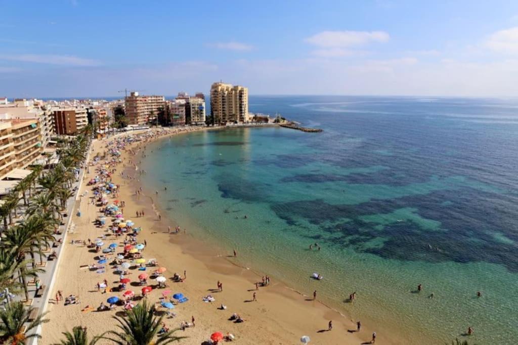 Flamenco Chill Apartment Torrevieja Buitenkant foto