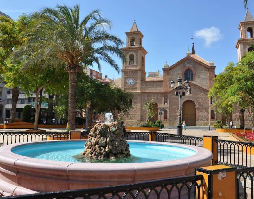 Flamenco Chill Apartment Torrevieja Buitenkant foto