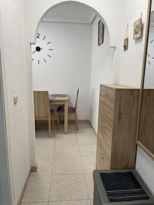Flamenco Chill Apartment Torrevieja Buitenkant foto