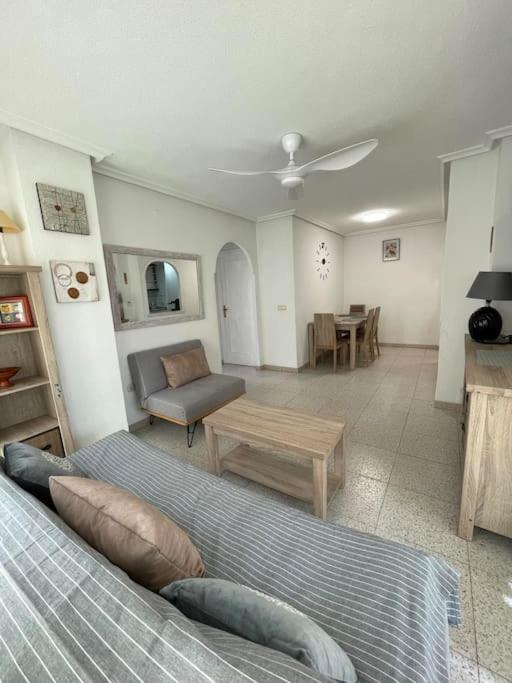 Flamenco Chill Apartment Torrevieja Buitenkant foto