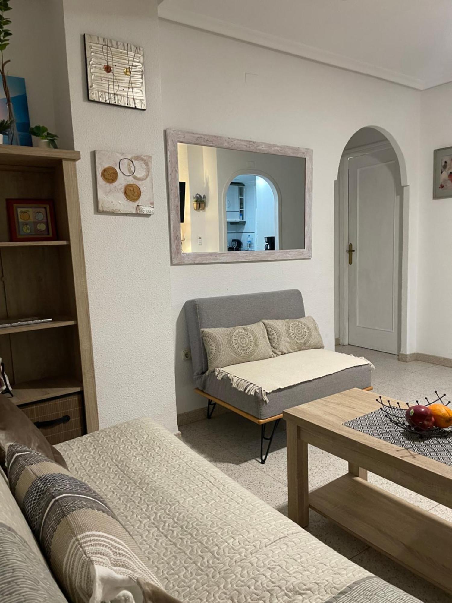 Flamenco Chill Apartment Torrevieja Buitenkant foto