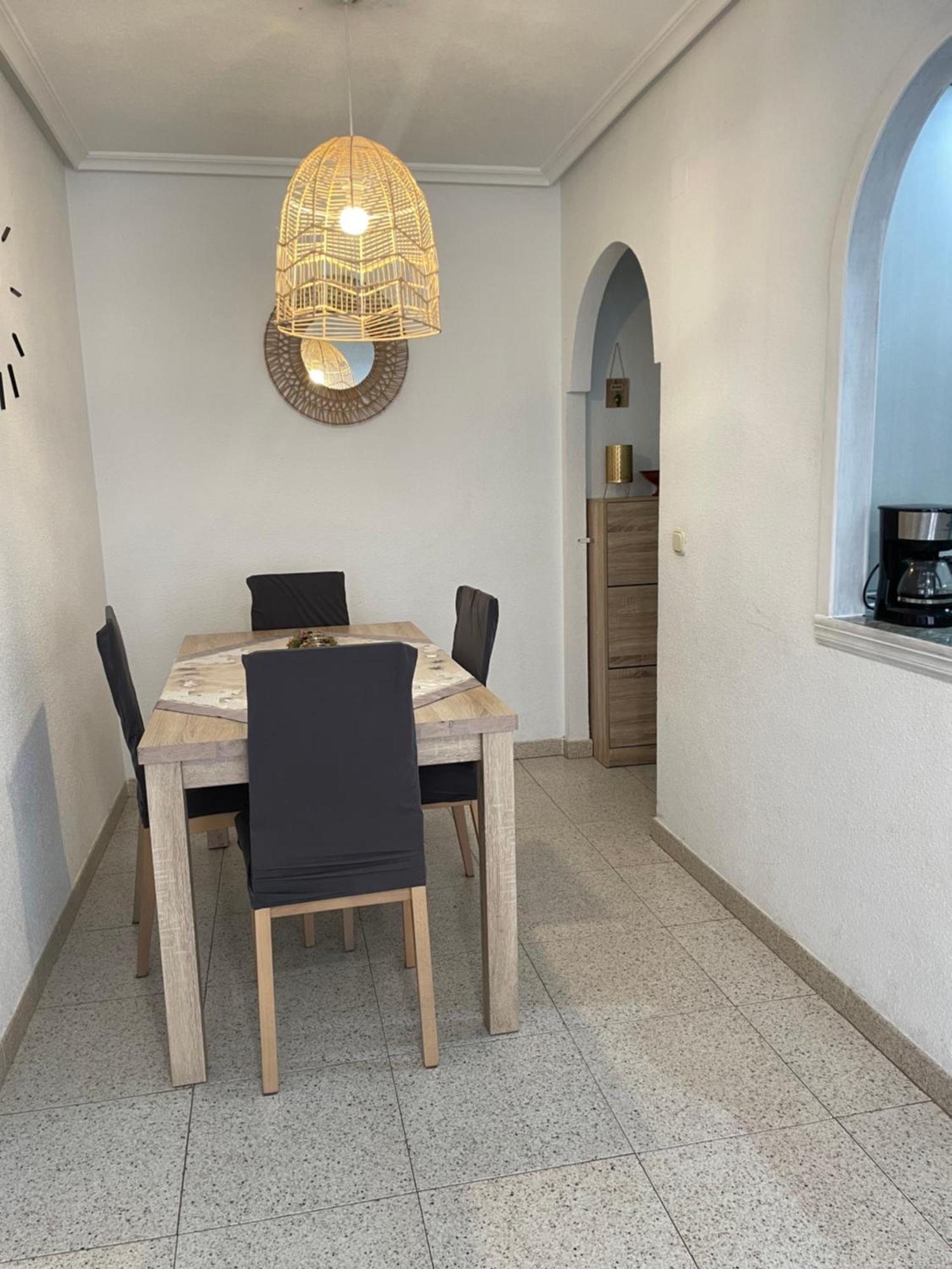 Flamenco Chill Apartment Torrevieja Buitenkant foto
